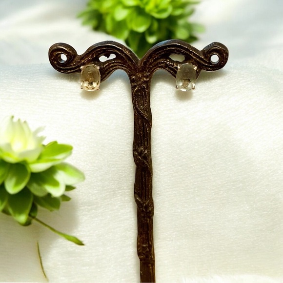 Earth Art hand crafted artisan Jewelry - Green Fluorite Sterling Silver Stud Earrings 925